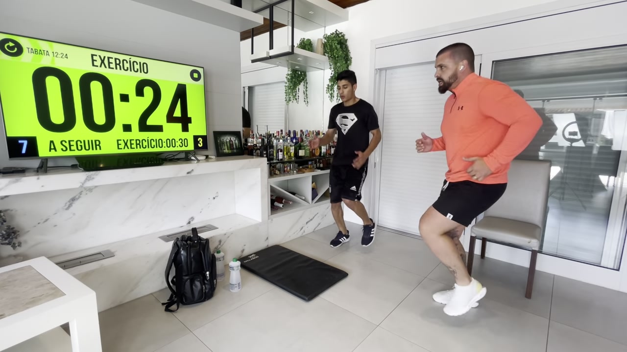 Tela da aula com cronômetro e próximo exercício